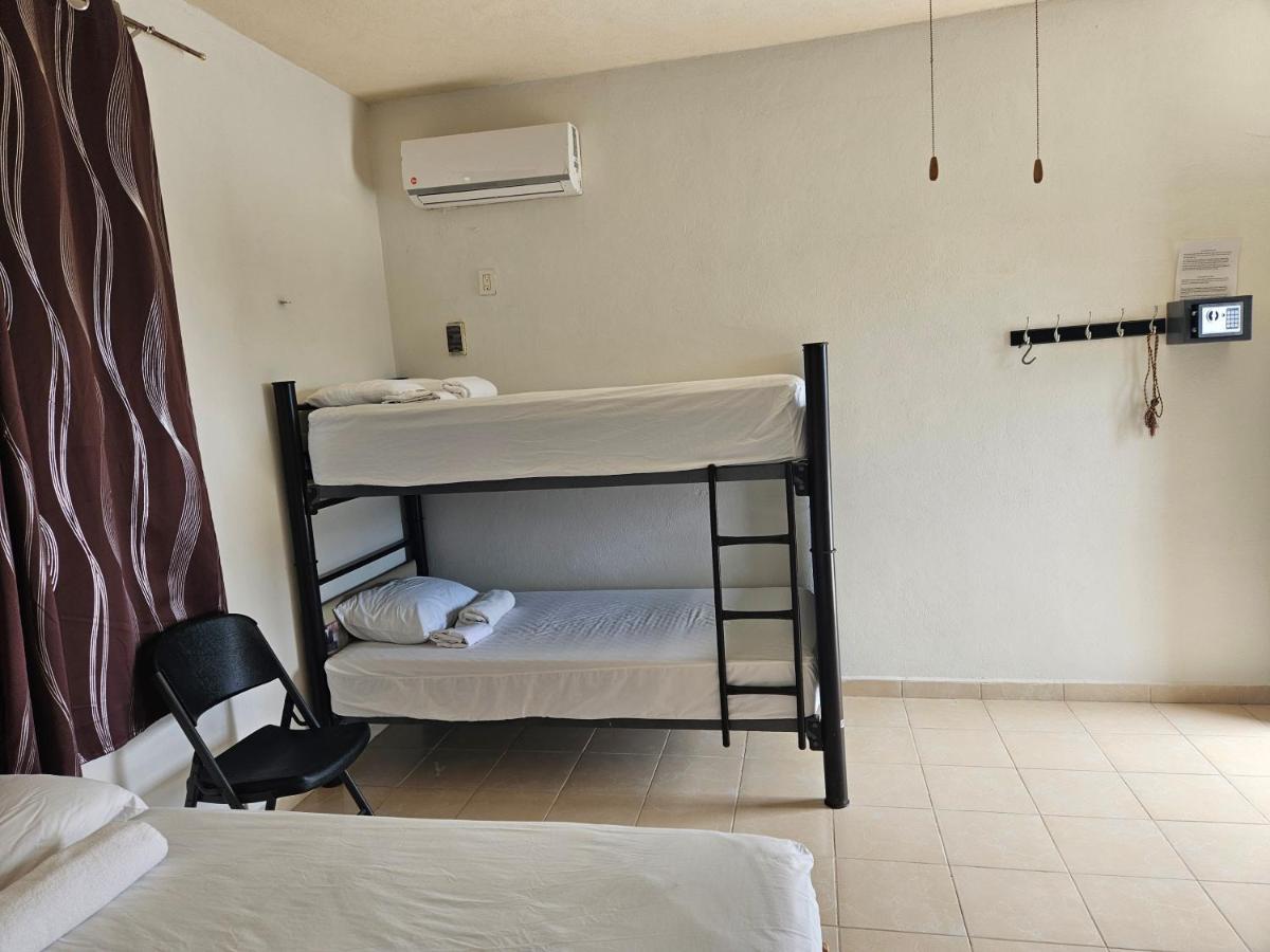 El Padrino Hostel Akumal Exterior photo