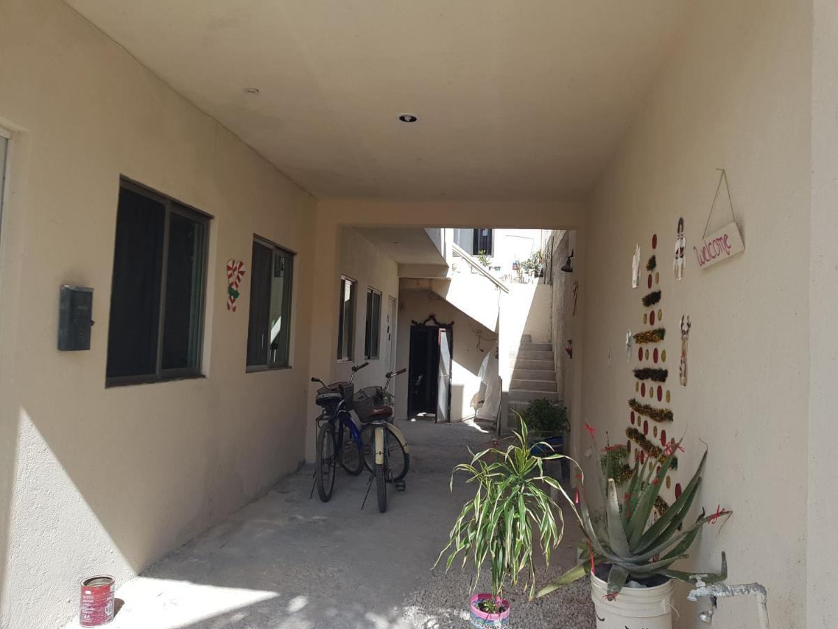 El Padrino Hostel Akumal Exterior photo